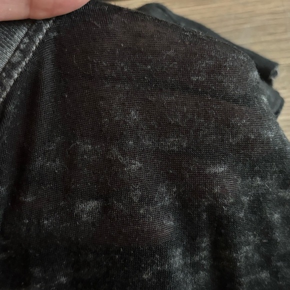 Womens Rebellious One “Sun Chaser” Graphic Crop Tank Black Size Medium - Picture 7 of 7